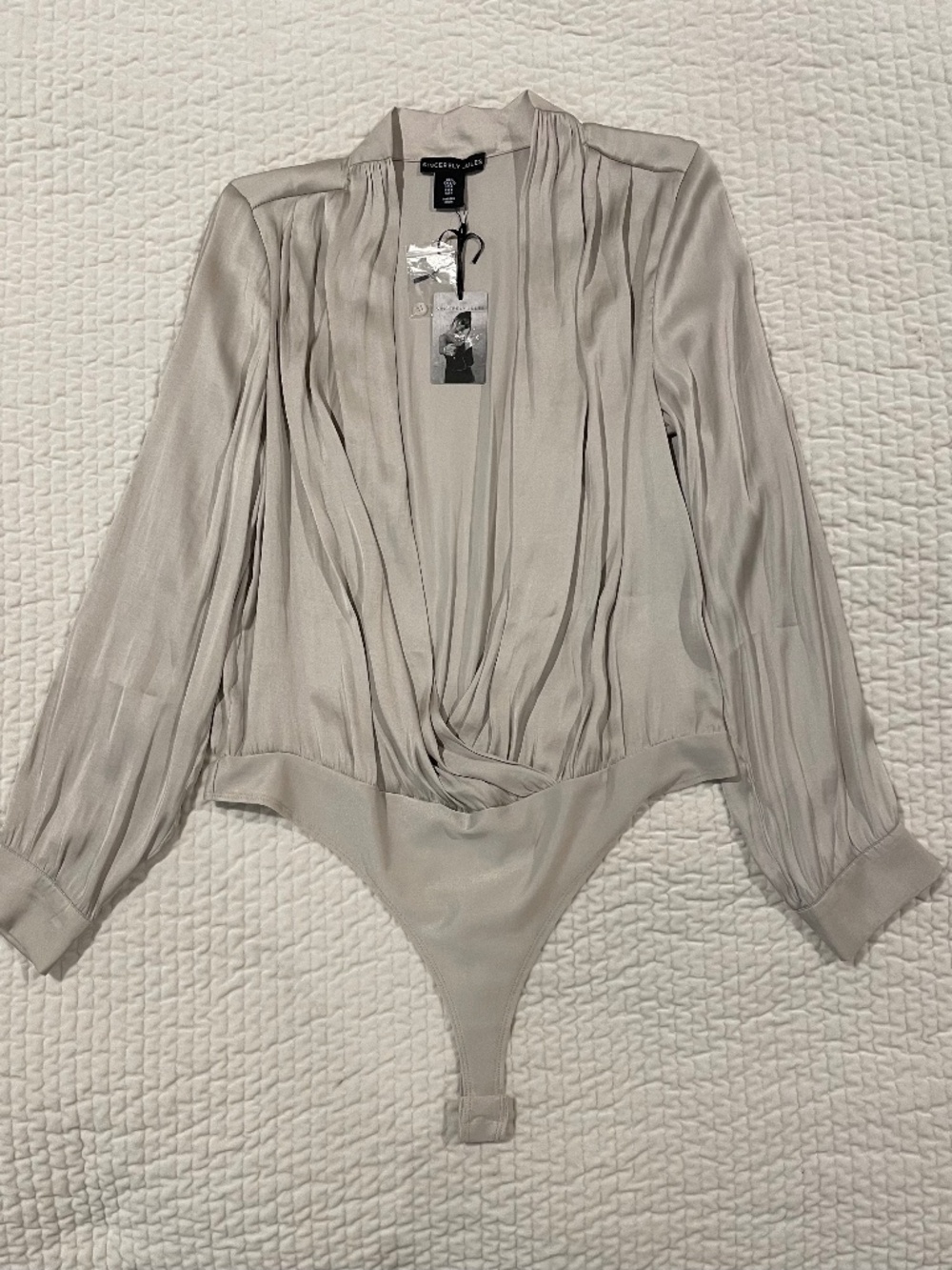 Sincerely Jules Deep Plunge Neck Long Sleeve Bodysuit ~ NWT